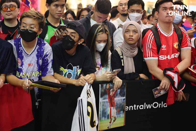 แจกลายเซ็นอย่างกันเอง เดวิด เบ็คแฮม ร่วมงานเปิดตัว “PREDATOR 24” แจกลายเซ็นอย่างกันเอง เดวิด เบ็คแฮม ร่วมงานเปิดตัว “PREDATOR 24”