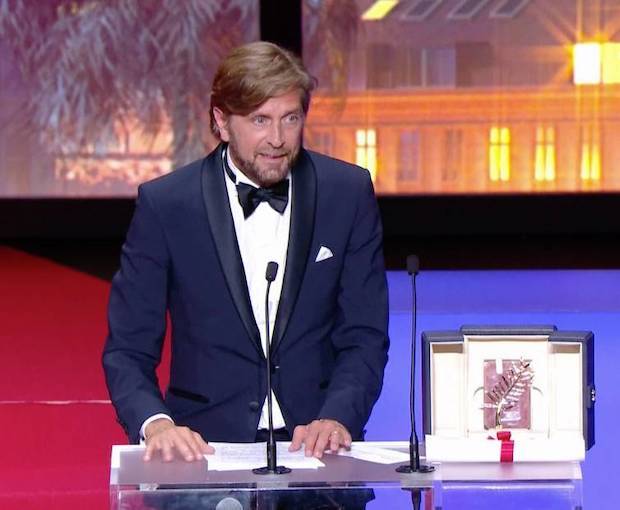 ‘ซงคังโฮ - พัคชายอุค’ คว้ารางวัลใหญ่ปิดฉากเทศกาลหนังเมืองคานส์ ครั้งที่ 75 (มีคลิป) ‘ซงคังโฮ - พัคชายอุค’ คว้ารางวัลใหญ่ปิดฉากเทศกาลหนังเมืองคานส์ ครั้งที่ 75 (มีคลิป)