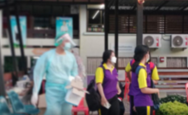 มุกดาหารพบคลัสเตอร์โควิดใน รร.มัธยมฯ ติดเชื้อโควิดแล้วกว่า 80 ราย มุกดาหารพบคลัสเตอร์โควิดใน รร.มัธยมฯ ติดเชื้อโควิดแล้วกว่า 80 ราย