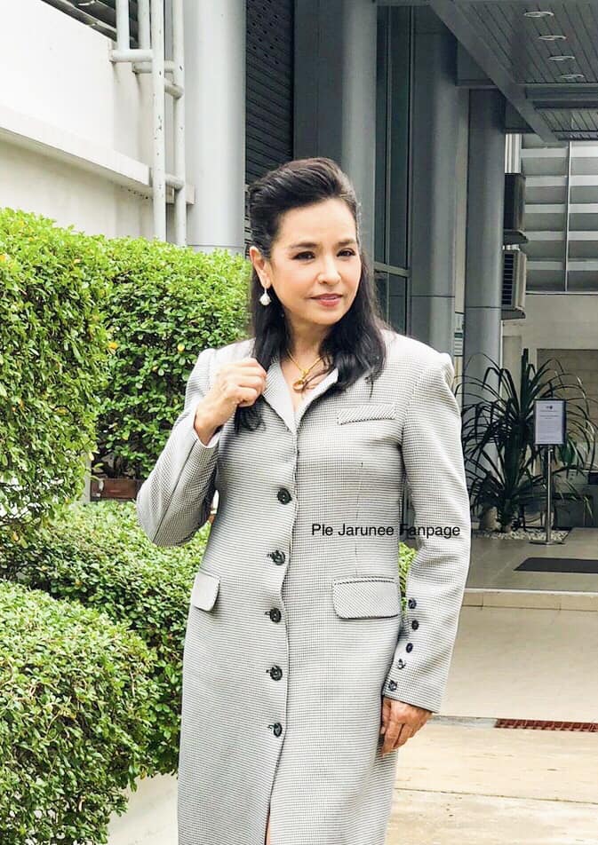 น้ำตาจะไหล เปิ้ล จารุณี เข้ารับรางวัลผู้เสียสละเพื่อสังคม ปี 2566