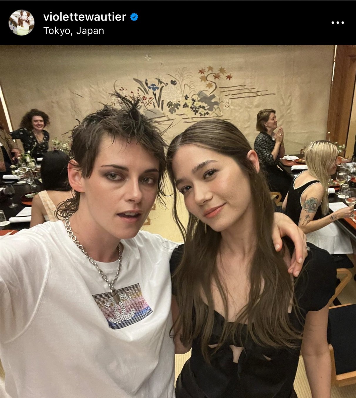 วี วิโอเลต โกอินเตอร์ร่วมอีเวนต์แบรนด์ดัง พร้อมแชะภาพประกบซุปตาร์ระดับโลก!!