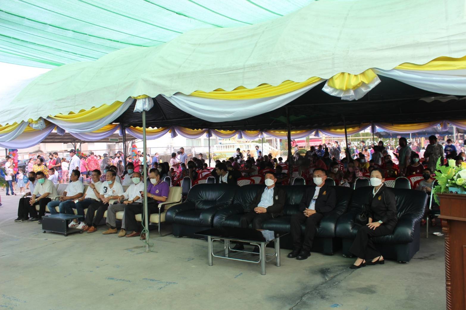 วันเด็ก2566 เทศบาลตำบลพานทอง จัดกิจกรรมให้เยาวชนกว่า 2,000 คน วันเด็ก2566 เทศบาลตำบลพานทอง จัดกิจกรรมให้เยาวชนกว่า 2,000 คน