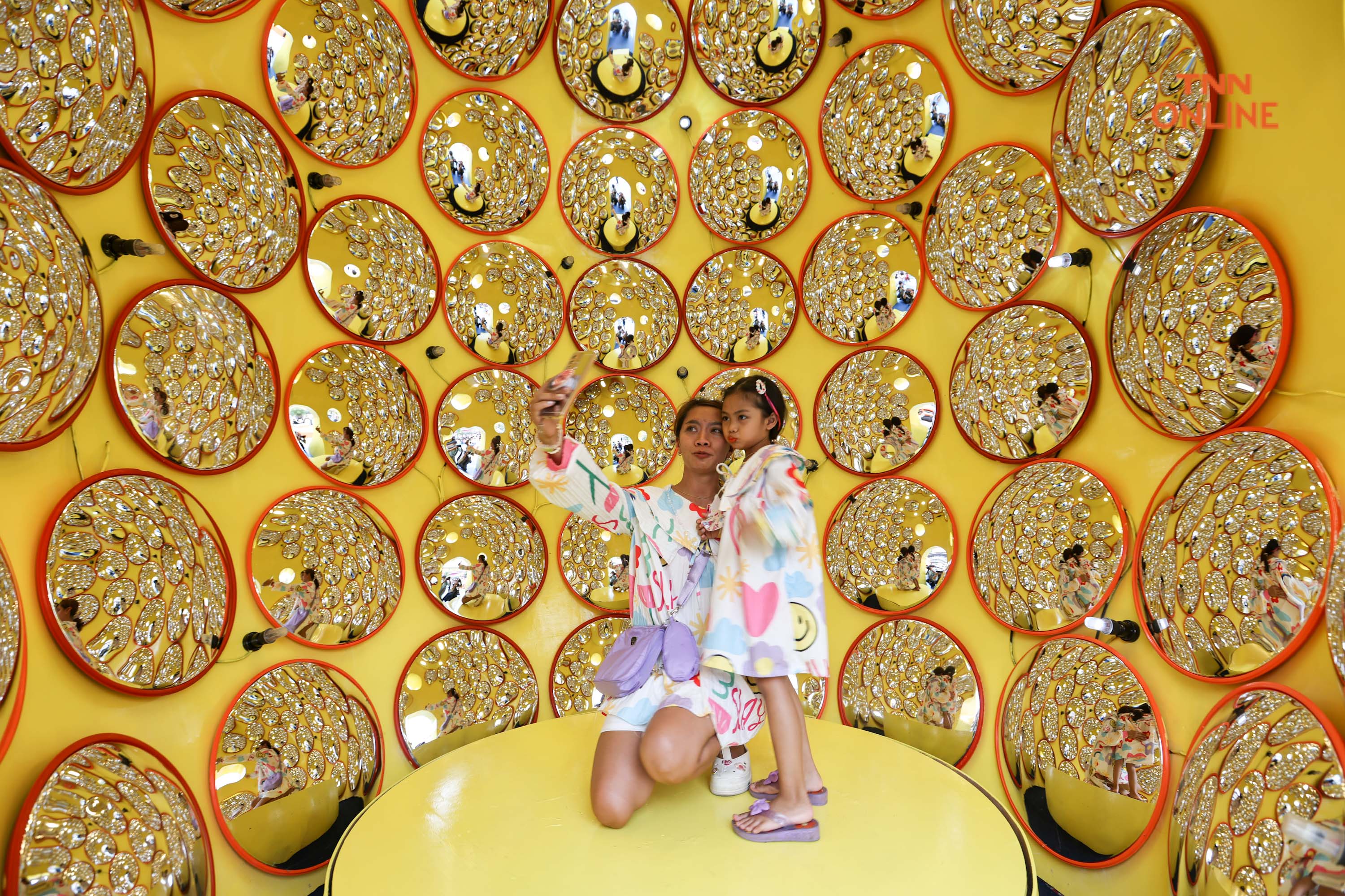 สยามพารากอนรับซัมเมอร์ ยกขบวนสพันจ์บ็อบและเพื่อนมอบความสนุก สยามพารากอนรับซัมเมอร์ ยกขบวนสพันจ์บ็อบและเพื่อนมอบความสนุก