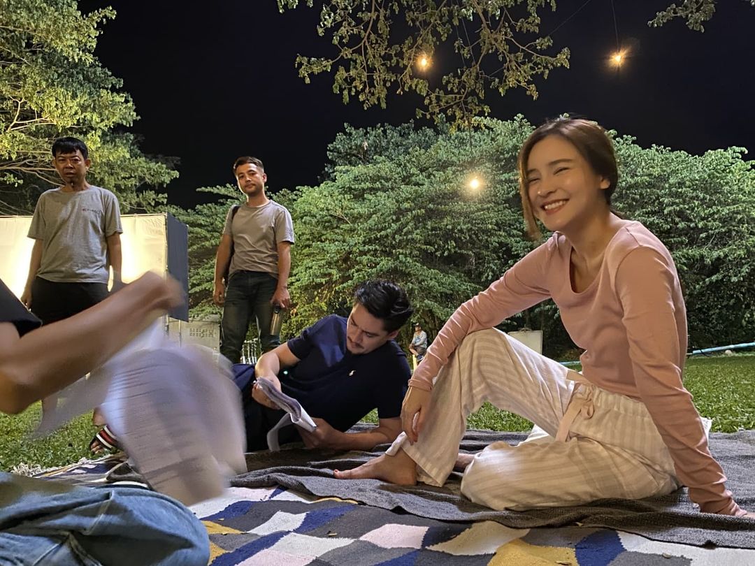 “ออม สุชาร์” เครียดหนักเจอฉากต้องเป็นคนเมา (มีคลิป)