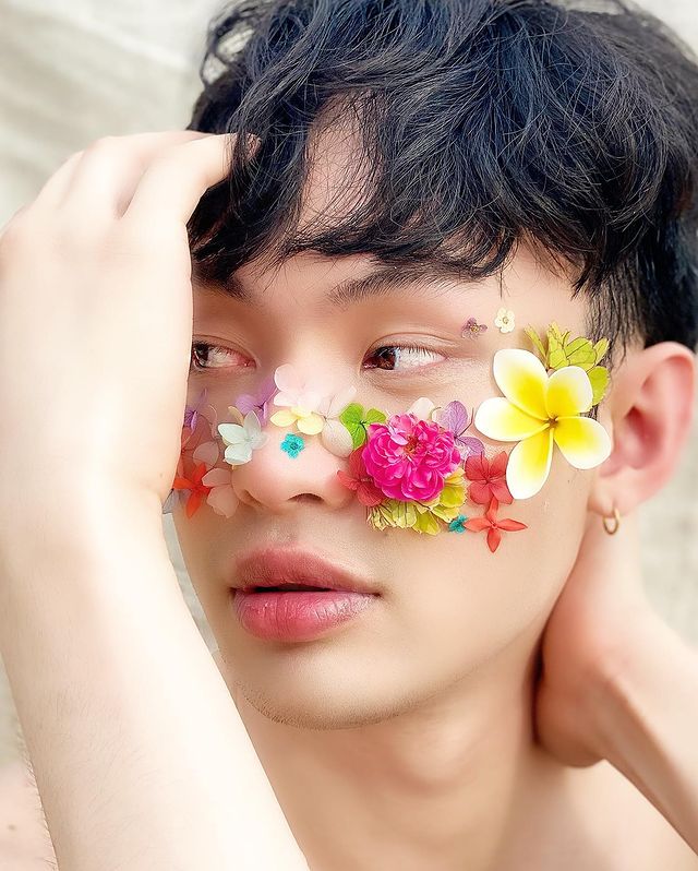 หวั่นเครียดหนัก! มะตูม โพสต์ภาพสีดำ ลบรูปโปรไฟล์ไอจี 