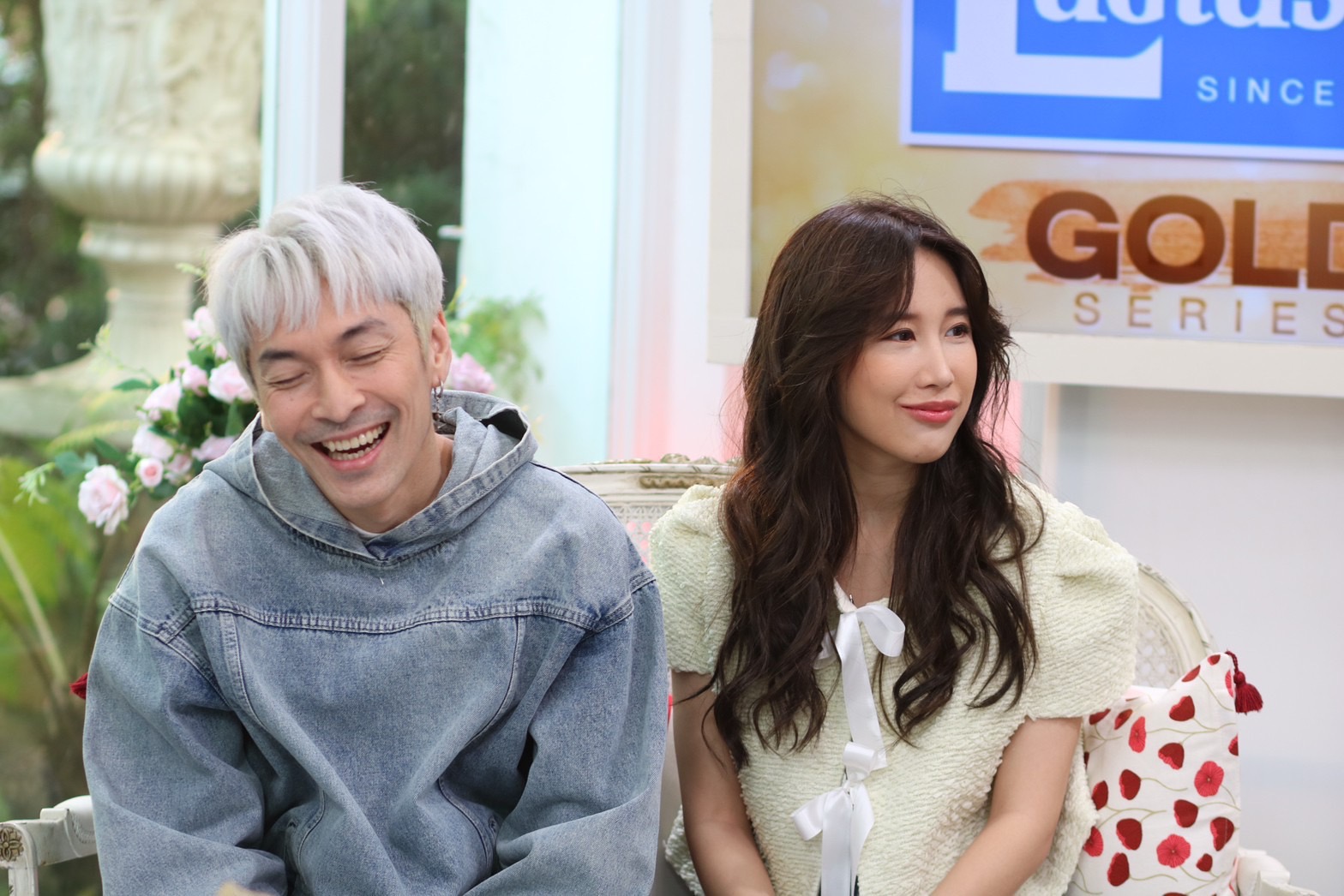 ปู แบล็คเฮด ควงคู่ แจนจัง ออกรายการครั้งแรกเปิดใจเรื่องความรักเติมเต็มพลังบวกให้กัน ปู แบล็คเฮด ควงคู่ แจนจัง ออกรายการครั้งแรกเปิดใจเรื่องความรักเติมเต็มพลังบวกให้กัน