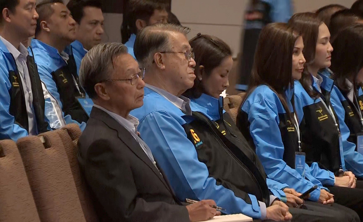 ศึกชิงหัวหน้าพรรคประชาธิปัตย์ : “กู้คืนศรัทธา” โจทย์ท้าทายแม่ทัพคนใหม่ ศึกชิงหัวหน้าพรรคประชาธิปัตย์ : “กู้คืนศรัทธา” โจทย์ท้าทายแม่ทัพคนใหม่