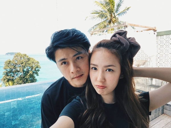 เซอร์ไพรส์!! เชอรีน น้องสาวนิชคุณ ประกาศแต่งงานหนุ่มนอกวงการ เซอร์ไพรส์!! เชอรีน น้องสาวนิชคุณ ประกาศแต่งงานหนุ่มนอกวงการ