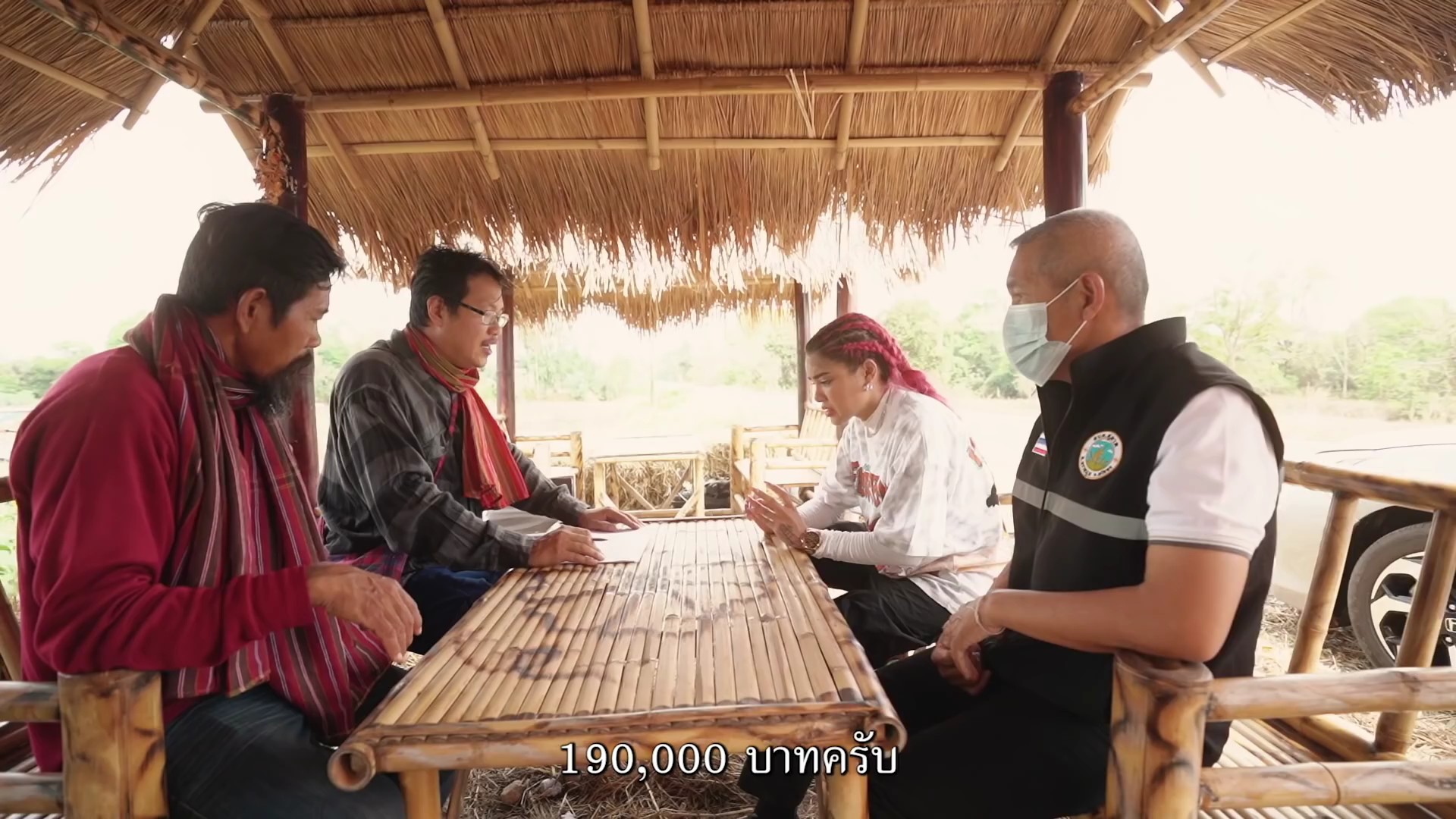 พิมรี่พาย ช่วยชาวบ้านภาคอีสาน ขุดเจาะน้ำบาดาลให้มีน้ำใช้ พิมรี่พาย ช่วยชาวบ้านภาคอีสาน ขุดเจาะน้ำบาดาลให้มีน้ำใช้