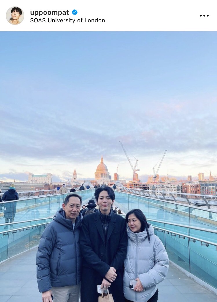 มหาบัณฑิตคนใหม่! อัพ ภูมิพัฒน์ คว้าปริญญาโทที่อังกฤษ มหาบัณฑิตคนใหม่! อัพ ภูมิพัฒน์ คว้าปริญญาโทที่อังกฤษ