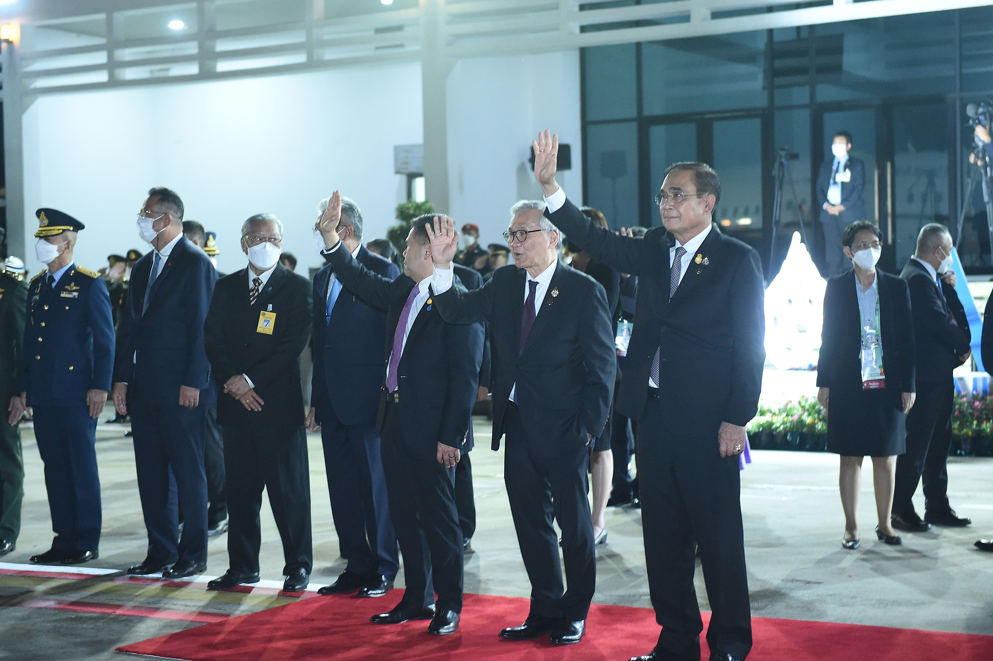 ประมวลภาพ นายกรัฐมนตรี ส่งเสด็จมกุฎราชกุมารแห่งซาอุฯ  