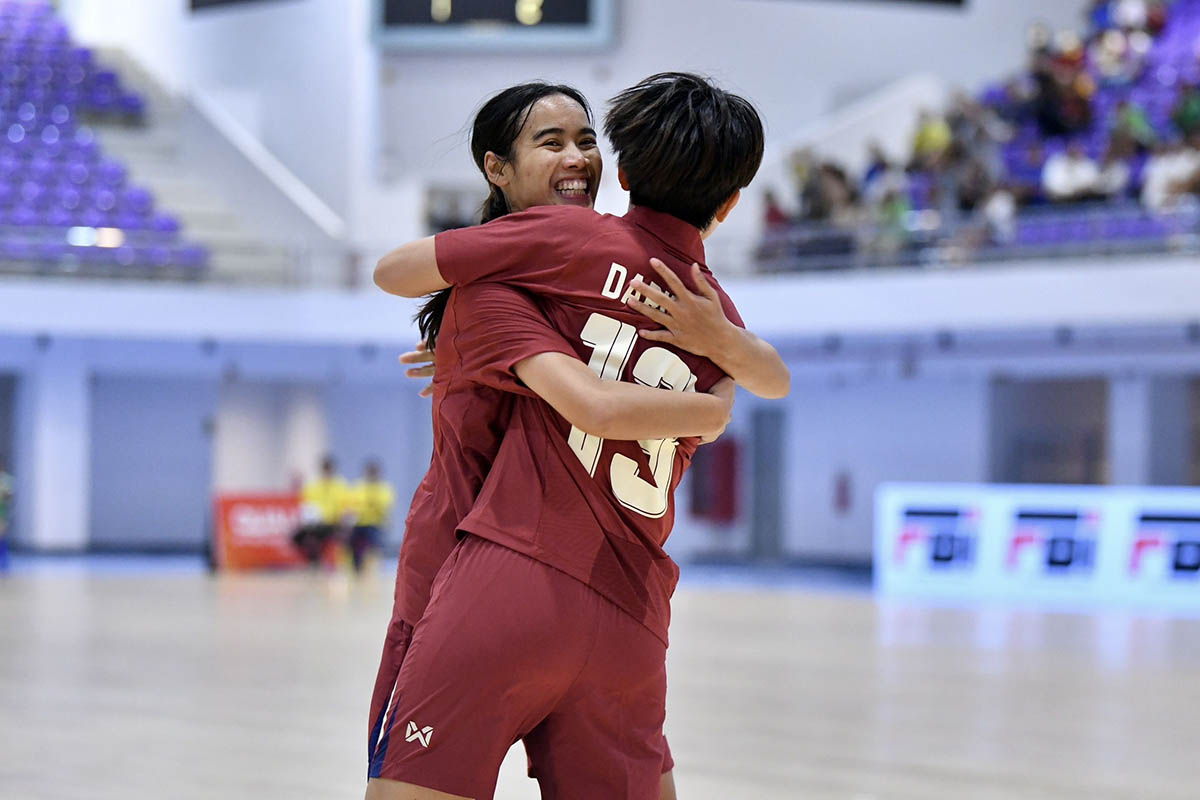 ฟุตซอลหญิงไทย อัด อิรัก 7-1 ขึ้นนำจ่าฝูง ศึกชิงแชมป์เอเชีย 2025 รอบคัดเลือก ฟุตซอลหญิงไทย อัด อิรัก 7-1 ขึ้นนำจ่าฝูง ศึกชิงแชมป์เอเชีย 2025 รอบคัดเลือก