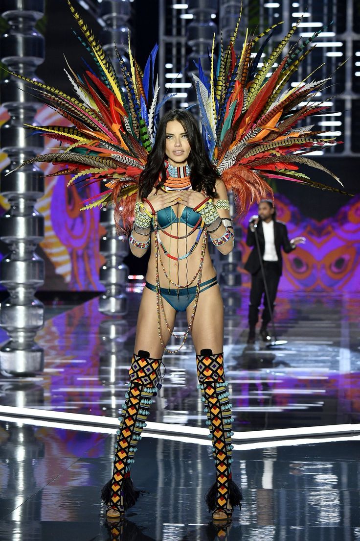 คัมแบ็กปลายปีนี้!! แฟชั่นโชว์ปีกนางฟ้า Victoria’s Secret คืนรันเวย์ในรอบ 4 ปี