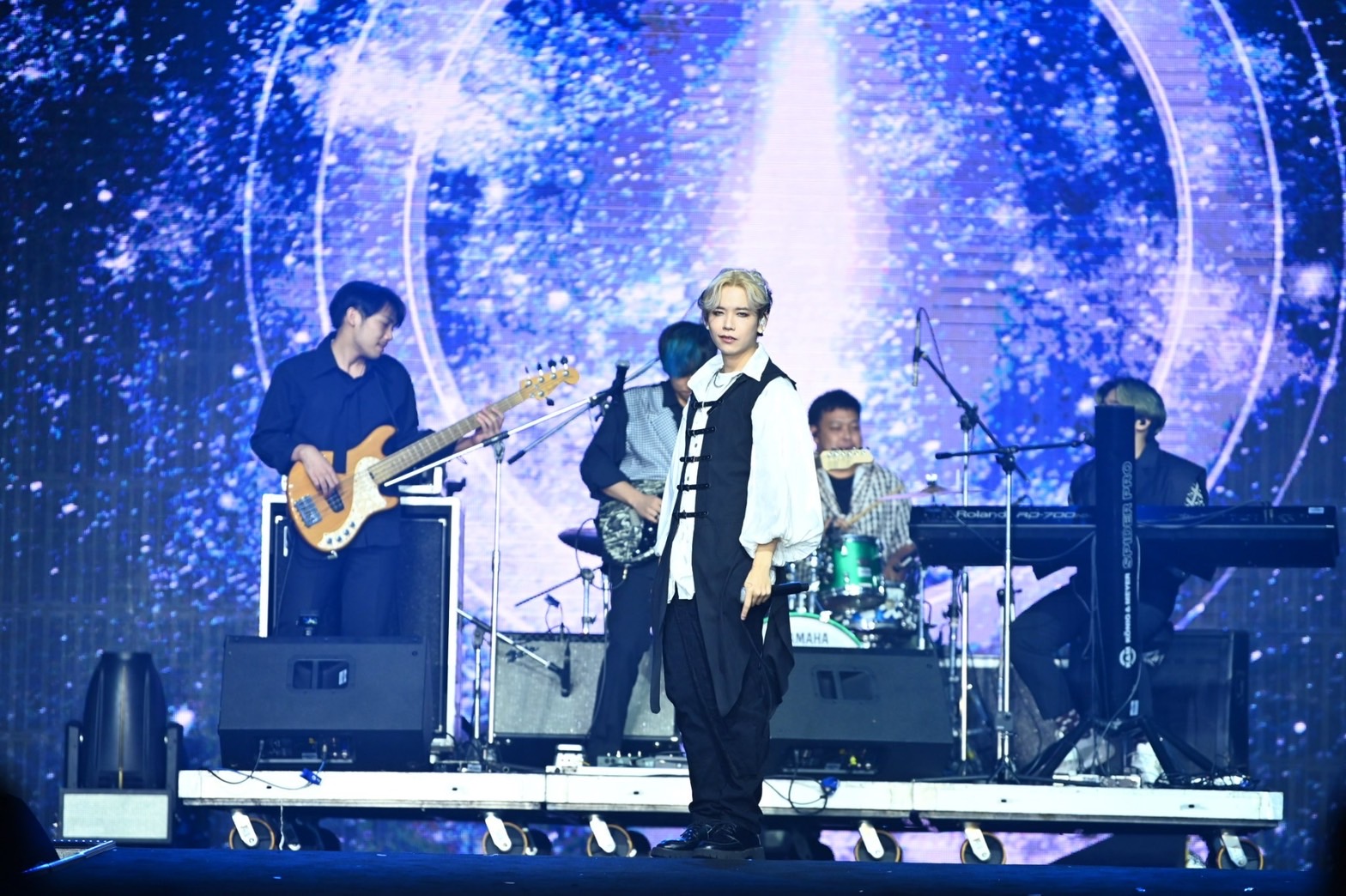 6 หนุ่ม BE MY BOYFRIENDS 2 สร้างความประทับให้กับแฟนๆ ทั่วโลกผ่านโชว์สุดพิเศษ 6 หนุ่ม BE MY BOYFRIENDS 2 สร้างความประทับให้กับแฟนๆ ทั่วโลกผ่านโชว์สุดพิเศษ