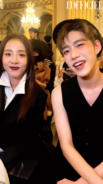 ‘พีพี กฤษฏ์ - ซานดาร่า ปาร์ค’!! กระทบไหล่ร่วมชมแฟชั่นโชว์แบรนด์หรูที่ปารีส (มีคลิป)