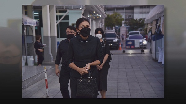  อี๊ฟ พุทธธิดา ฝันถึง คุณพ่อต้อย เศรษฐา มาบอกว่าหายแล้ว   (มีคลิป)