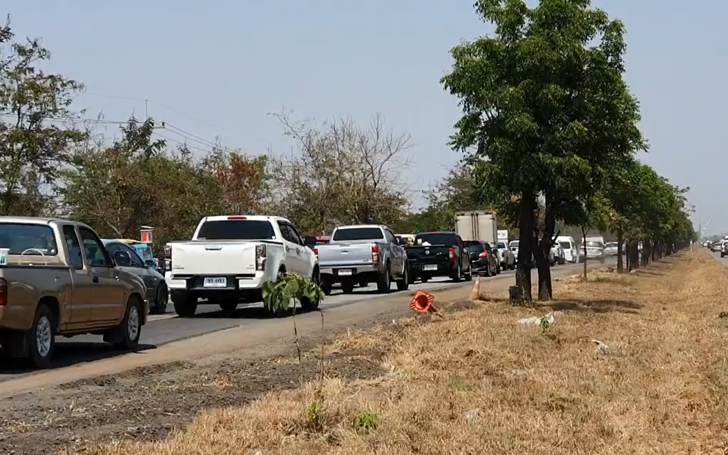 หยุดยาววันมาฆบูชา ถนนมิตรภาพ ช่วงโคราชรถแน่น