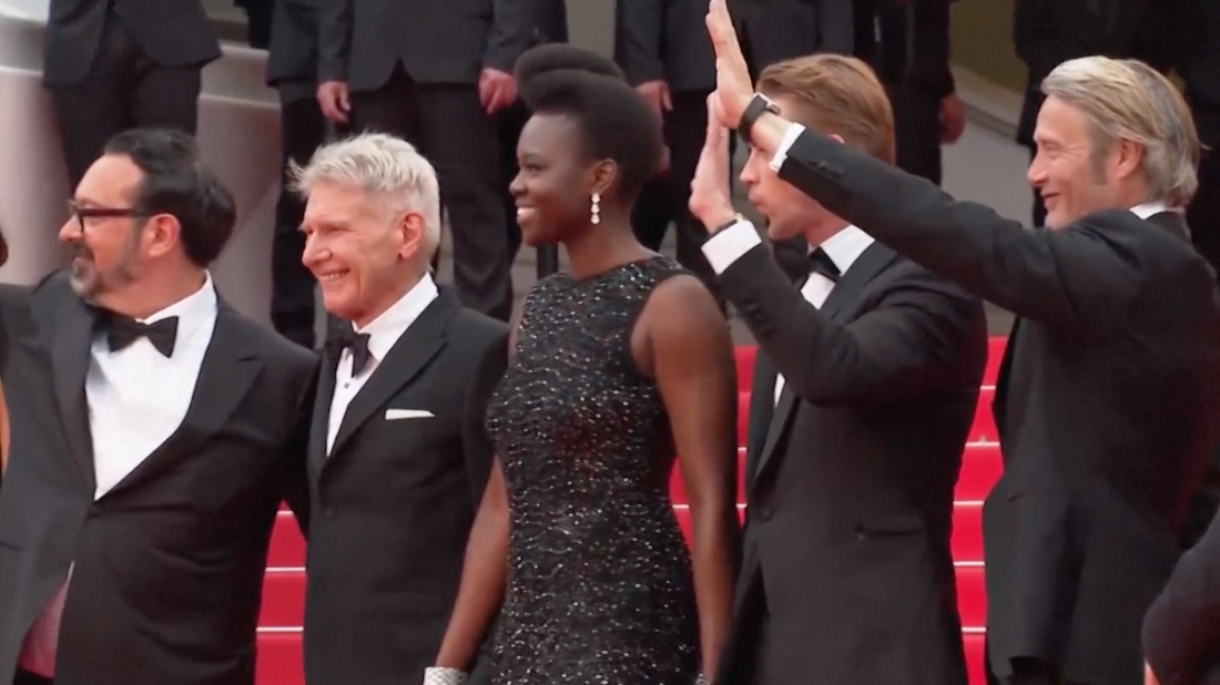 แฟนๆ รุมล้อม!! 'แฮร์ริสัน ฟอร์ด' วัย 80 ปี พา Indiana Jones ภาคจบ เปิดตัวที่คานส์