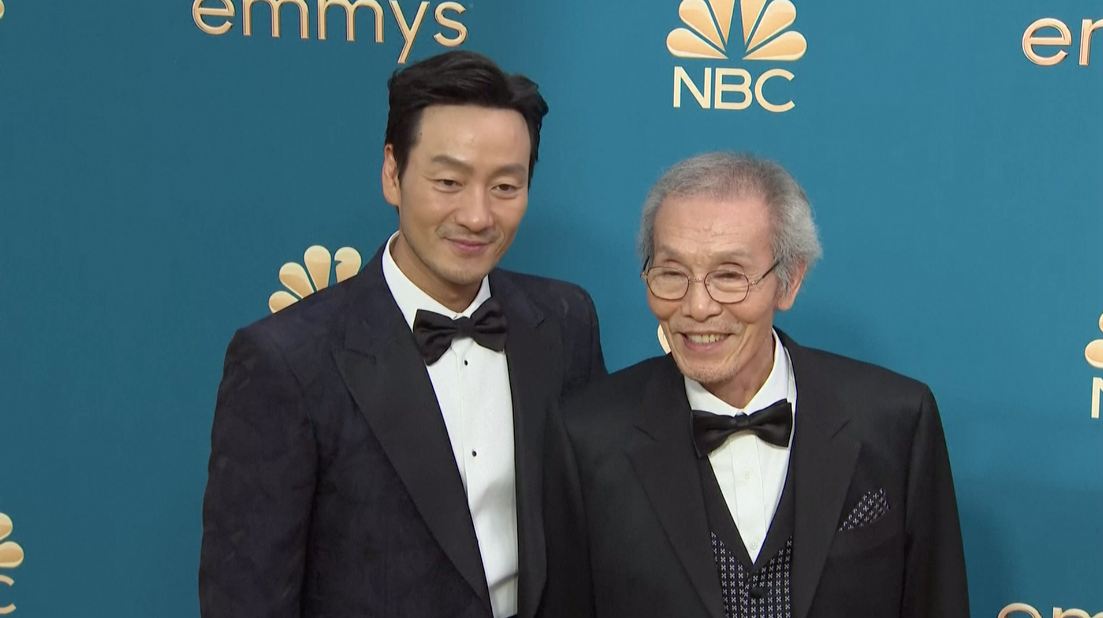 ‘อีจองแจ - เซนดายา’ คว้าดารานำชายหญิงซีรีส์ดราม่างาน Emmy Awards!!