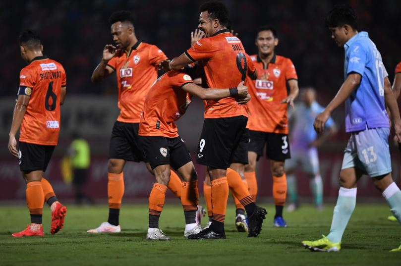 เรียงหน้าซัด! 'เชียงราย' เปิดรังต้อน 'สุโขทัย' 3-1 เกาที่4แน่นหนา