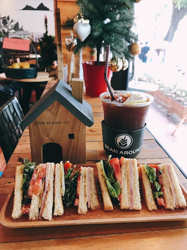 10 คาเฟ่อนุสาวรีย์ชัย ตลอนจิบกาแฟ ผ่อนคลายช่วงวันหยุด 10 คาเฟ่อนุสาวรีย์ชัย ตลอนจิบกาแฟ ผ่อนคลายช่วงวันหยุด