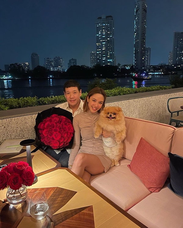 น้ำชา ชีรณัฐ เผยทราบเพศลูกแล้ว แต่ขออุบไว้ก่อน!! น้ำชา ชีรณัฐ เผยทราบเพศลูกแล้ว แต่ขออุบไว้ก่อน!!