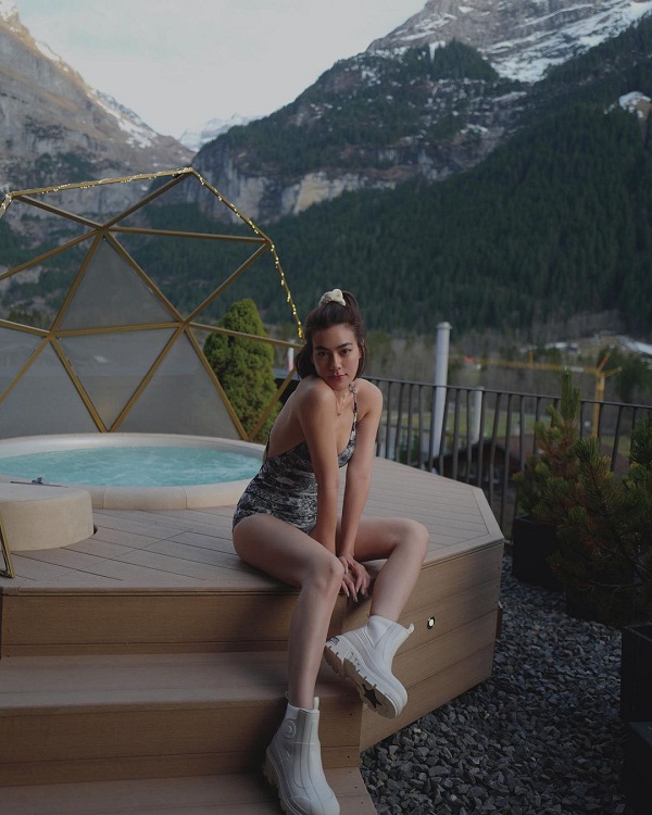 SEXY ทิ้งท้ายสงกรานต์ 2565 ของเหล่าสาวสวยในวงการบันเทิงไทย (มีคลิป) SEXY ทิ้งท้ายสงกรานต์ 2565 ของเหล่าสาวสวยในวงการบันเทิงไทย (มีคลิป)