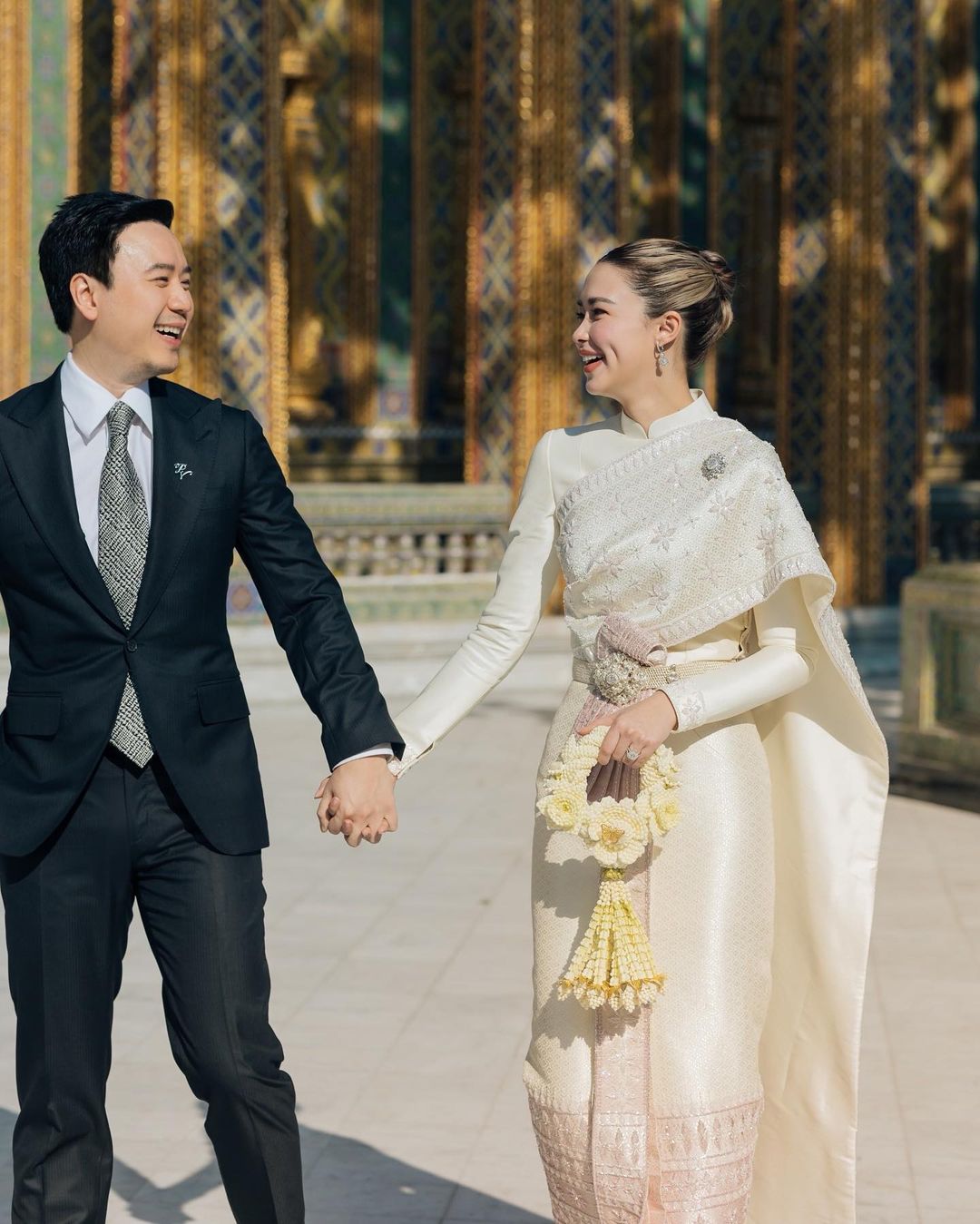 วิวาห์อลังการ “แพทริเซีย-โน้ต” เข้าพิธีหมั้นสุดอบอุ่น (มีคลิป) วิวาห์อลังการ “แพทริเซีย-โน้ต” เข้าพิธีหมั้นสุดอบอุ่น (มีคลิป)