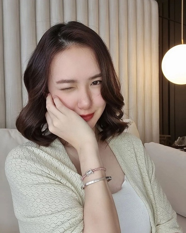  “เชอรีน” ฟาดกลับชาวเน็ต หลังถูกแซะเรื่องท้อง (มีคลิป)