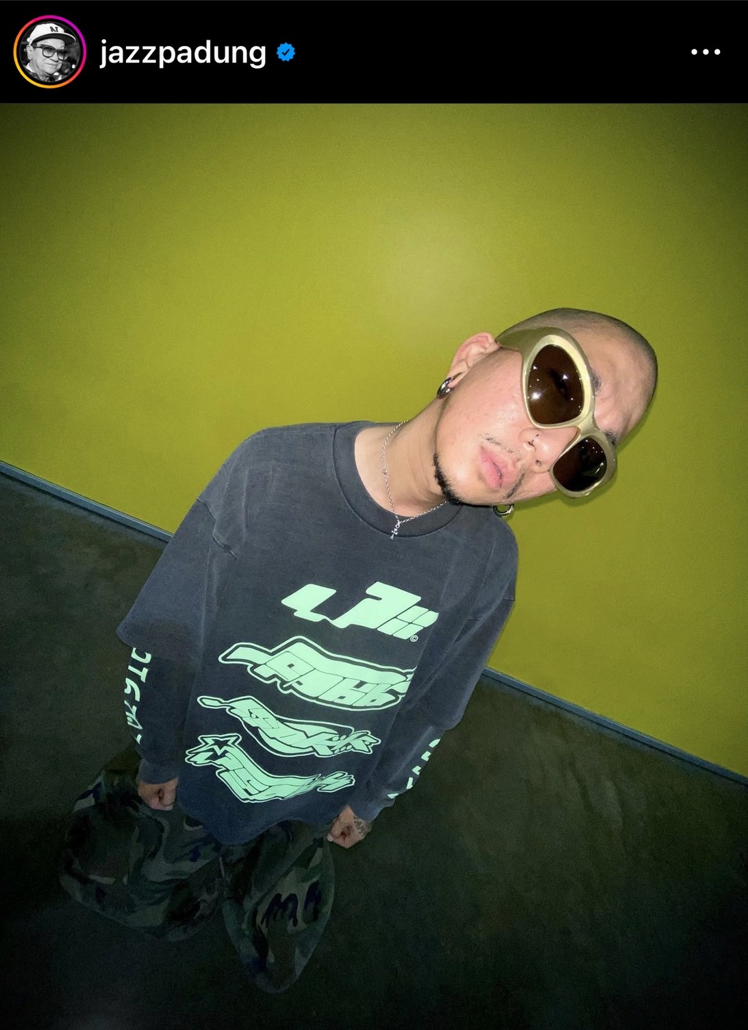 แจ๊ส ชวนชื่น ลงคลิปถูกการ์ดหิ้วลงจากเวที เพราะ.....??? แจ๊ส ชวนชื่น ลงคลิปถูกการ์ดหิ้วลงจากเวที เพราะ.....???