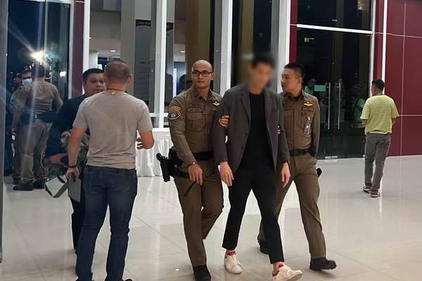 ต้นสังกัดยุติสัญญาศิลปิน กันต์ กันตถาวร จากการเป็นพิธีกรตั้งแต่วันนี้ ต้นสังกัดยุติสัญญาศิลปิน กันต์ กันตถาวร จากการเป็นพิธีกรตั้งแต่วันนี้