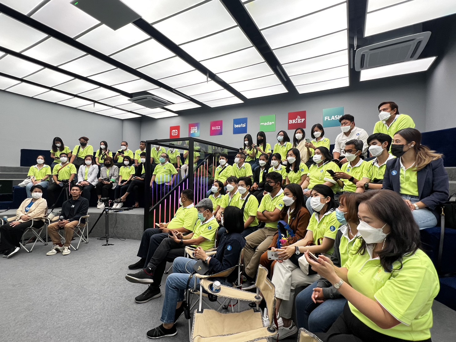 บสก. 11 ศึกษาดูงานส่วนกลาง ณ BEM และ บริษัท โชว์ไร้ขีด จำกัด บสก. 11 ศึกษาดูงานส่วนกลาง ณ BEM และ บริษัท โชว์ไร้ขีด จำกัด