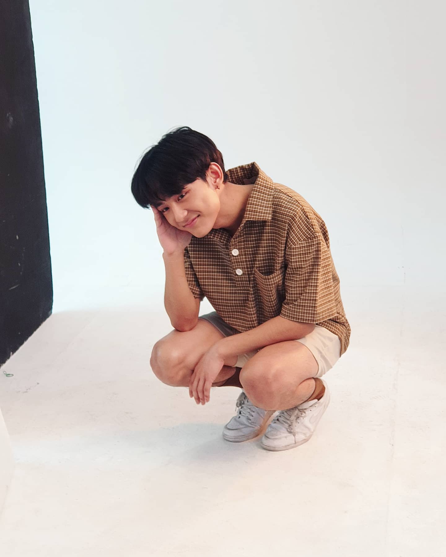 เฟิร์ส อนุวัตน์ ถูกต้นสังกัดสั่งพักงานไม่มีกำหนด เซ่นกรณีมือลั่นโพสต์คลิปอนาจาร