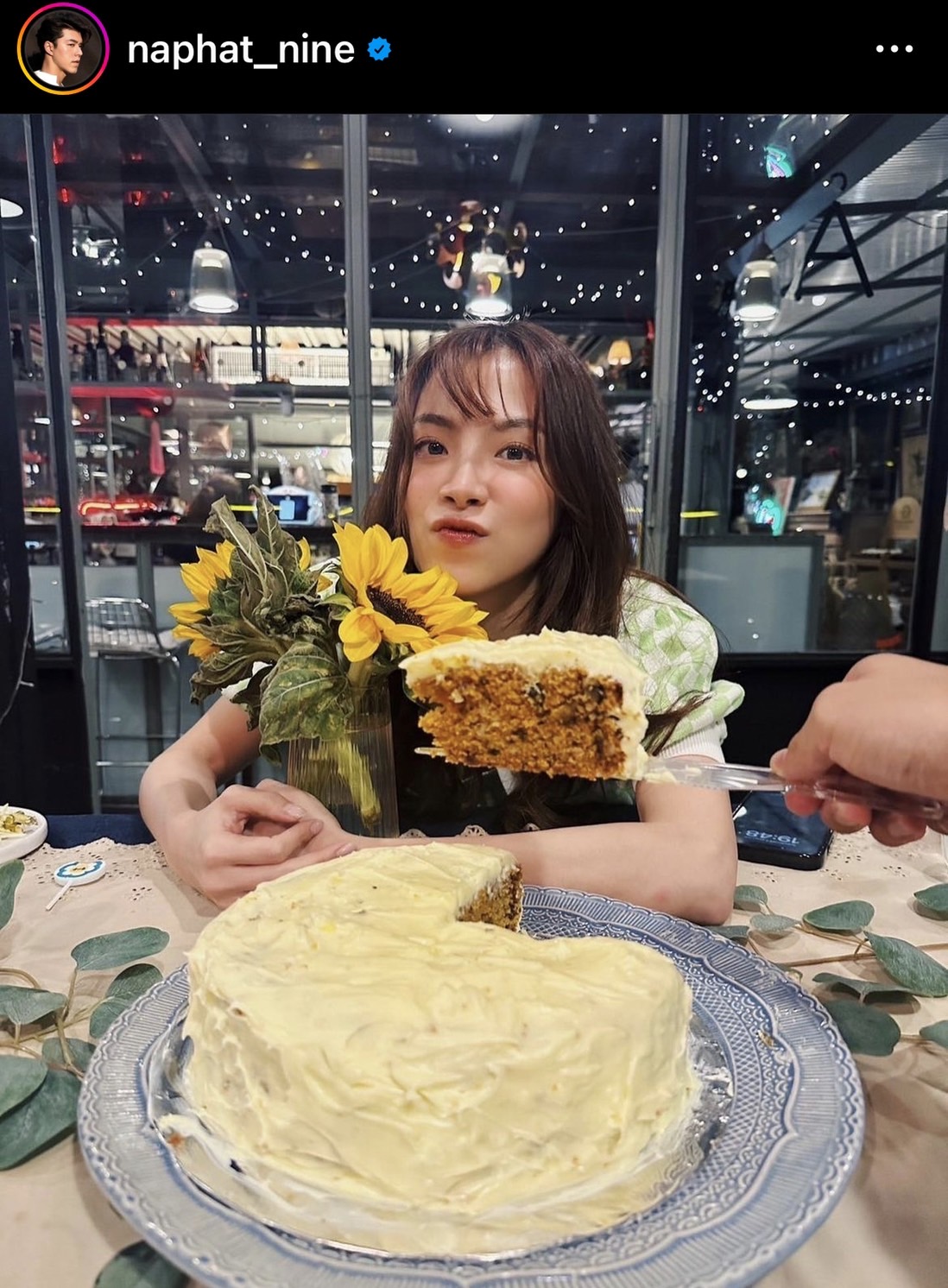 นาย อวดเค้กแครอทก้อนแรก จากหวานใจ ใบเฟิร์น 