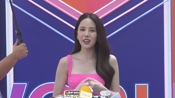 เจนิส เผย อยู่วงการมา 4 ปี เตรียมพลิกบทบาทรับบทนางเอก (มีคลิป) 