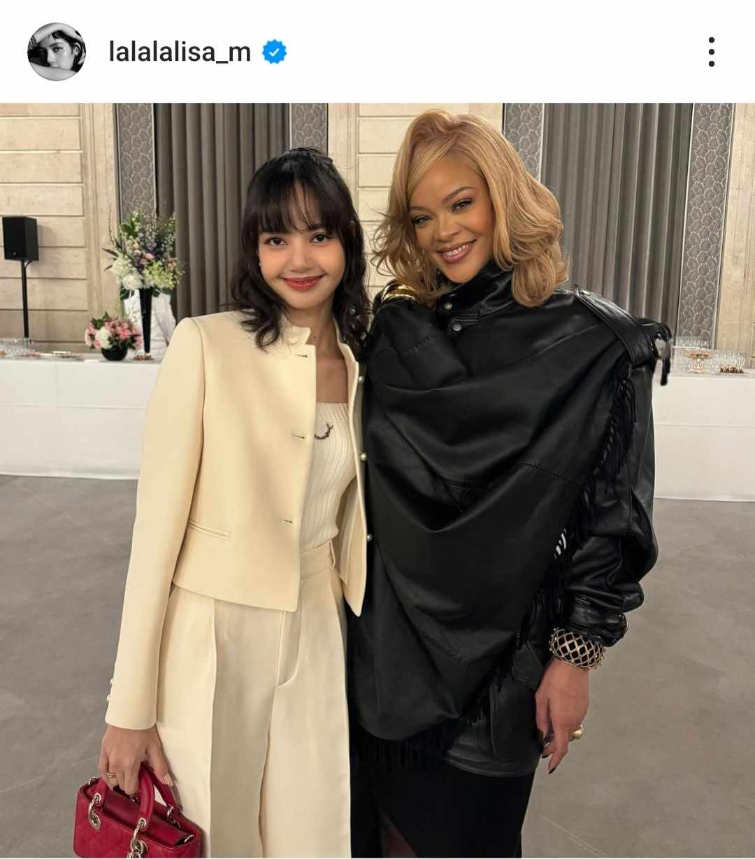 “ลิซ่า” BLACKPINK ครองเทรนด์ทั่วโลก แฟนๆ ชื่นชมแสดงโชว์คอนเสิร์ตการกุศลที่ฝรั่งเศส “ลิซ่า” BLACKPINK ครองเทรนด์ทั่วโลก แฟนๆ ชื่นชมแสดงโชว์คอนเสิร์ตการกุศลที่ฝรั่งเศส