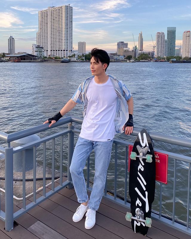 ชาวเน็ตวิจารณ์ยับ!หลัง สน ยุกต์ ไปออกรายการดังถููกแขกรับเชิญหยอกเย้า จนมองว่าเป็นการคุกคามทางเพศ ชาวเน็ตวิจารณ์ยับ!หลัง สน ยุกต์ ไปออกรายการดังถููกแขกรับเชิญหยอกเย้า จนมองว่าเป็นการคุกคามทางเพศ