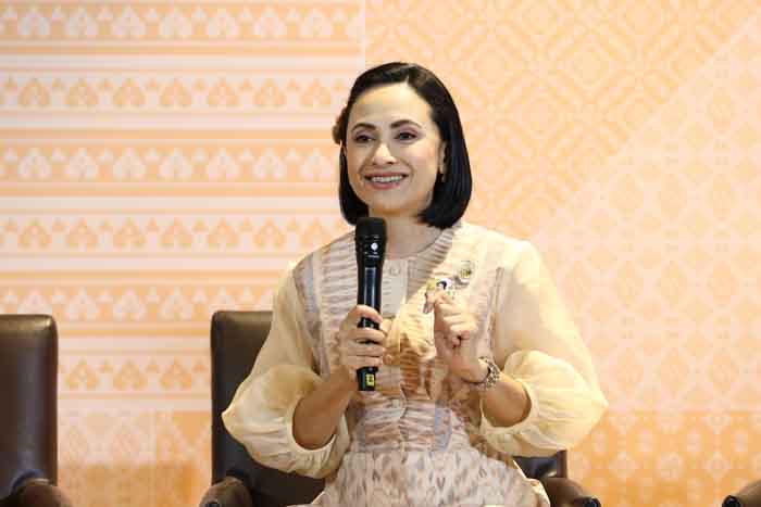 เปิดตัวสมุดภาพประวัติศาสตร์ สิริราชกัญญานารีรัตน์ Thai Craft Wisdom Legacy เฉลิมพระเกียรติ 38 พรรษา สมเด็จพระเจ้าลูกเธอ เจ้าฟ้าสิริวัณณวรี นารีรัตนราชกัญญา เปิดตัวสมุดภาพประวัติศาสตร์ สิริราชกัญญานารีรัตน์ Thai Craft Wisdom Legacy เฉลิมพระเกียรติ 38 พรรษา สมเด็จพระเจ้าลูกเธอ เจ้าฟ้าสิริวัณณวรี นารีรัตนราชกัญญา