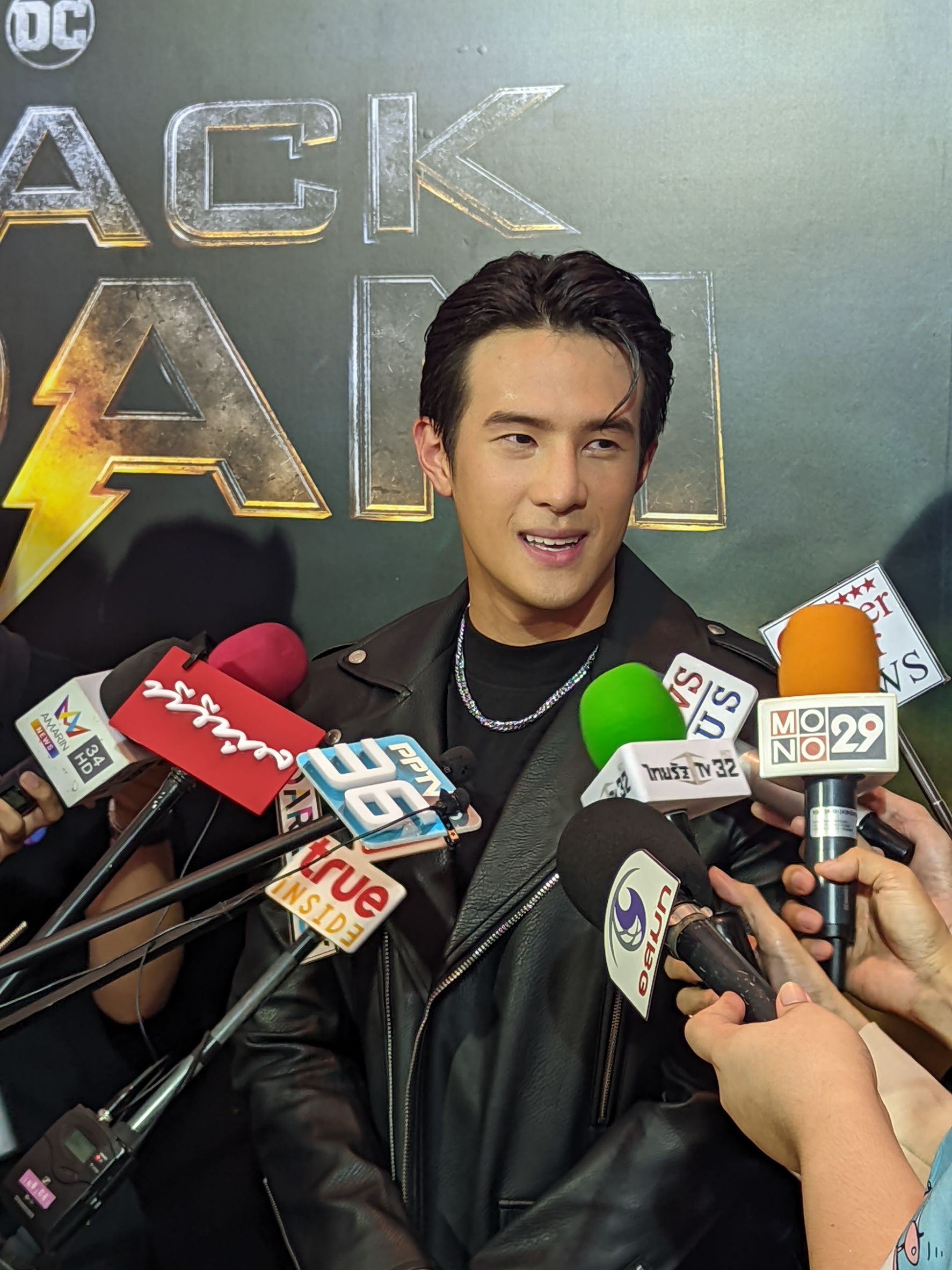 เจมส์ มาร์ กลับมารับงานอีเว้นท์อีกครั้ง พร้อมเผยเรื่องออกทริปกับ ณเดชน์ เจมส์ มาร์ กลับมารับงานอีเว้นท์อีกครั้ง พร้อมเผยเรื่องออกทริปกับ ณเดชน์