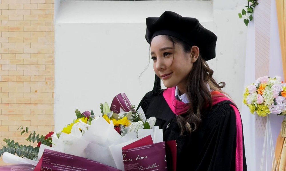 แตงโม นิด้า คว้าปริญญาตรี ภายใน 2 ปี เชื่อว่าพ่อต้องภูมิใจ แตงโม นิด้า คว้าปริญญาตรี ภายใน 2 ปี เชื่อว่าพ่อต้องภูมิใจ