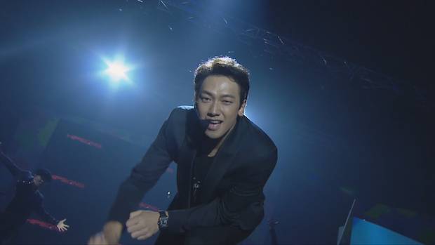 แฟนรักแฟนหลง!! ‘เรน’ โพสต์ภาพกองของขวัญหน้าบริษัทที่แฟนคลับจัดให้ในวันเกิด แฟนรักแฟนหลง!! ‘เรน’ โพสต์ภาพกองของขวัญหน้าบริษัทที่แฟนคลับจัดให้ในวันเกิด