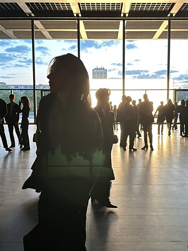 ฮอตทะลุล้านทวีต!! 'เตนล์ ชิตพล’ เซ็กซี่ซีทรูร่วมชมแฟชั่นโชว์ที่เบอร์ลินกับ 'มาร์ค ต้วน - คิตตี้ ชิชา' ฮอตทะลุล้านทวีต!! 'เตนล์ ชิตพล’ เซ็กซี่ซีทรูร่วมชมแฟชั่นโชว์ที่เบอร์ลินกับ 'มาร์ค ต้วน - คิตตี้ ชิชา'