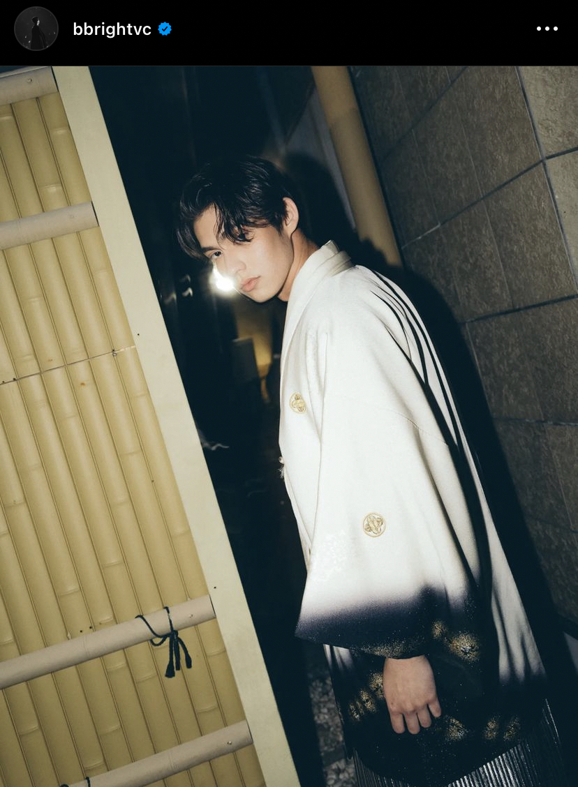 แฟนคลับร่วมอวยพร ไบร์ท วชิรวิชญ์ เนื่องในวันเกิดอายุครบ 25 ปี 