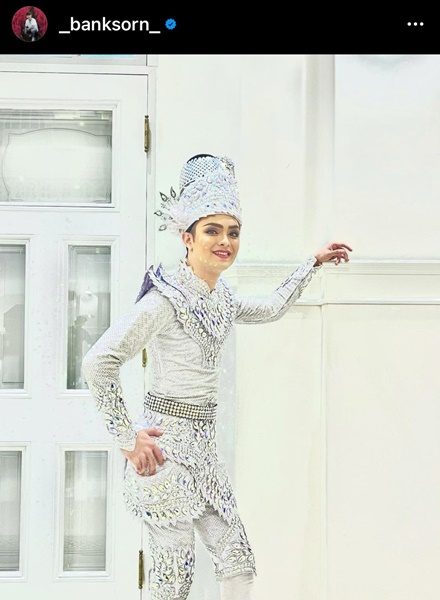 “แบงค์ ศรราม” ปรับตัวเล่นลิเกออนไลน์ เผยโควิด-19 ทำสูญเสียรายได้กว่า 10 ล้านบาท