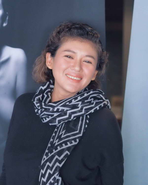 ส่งกำลังใจ ทราย วรรณพร อดีตนางเอกดัง ตรวจเจอเชื้อมะเร็งมดลูก แพทย์แนะให้รีบรักษา ส่งกำลังใจ ทราย วรรณพร อดีตนางเอกดัง ตรวจเจอเชื้อมะเร็งมดลูก แพทย์แนะให้รีบรักษา