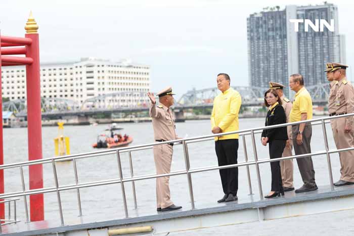 นายกฯ ตรวจเส้นทางเสด็จ พระราชดำเนิน ขบวนพยุหยาตราทางชลมารค นายกฯ ตรวจเส้นทางเสด็จ พระราชดำเนิน ขบวนพยุหยาตราทางชลมารค