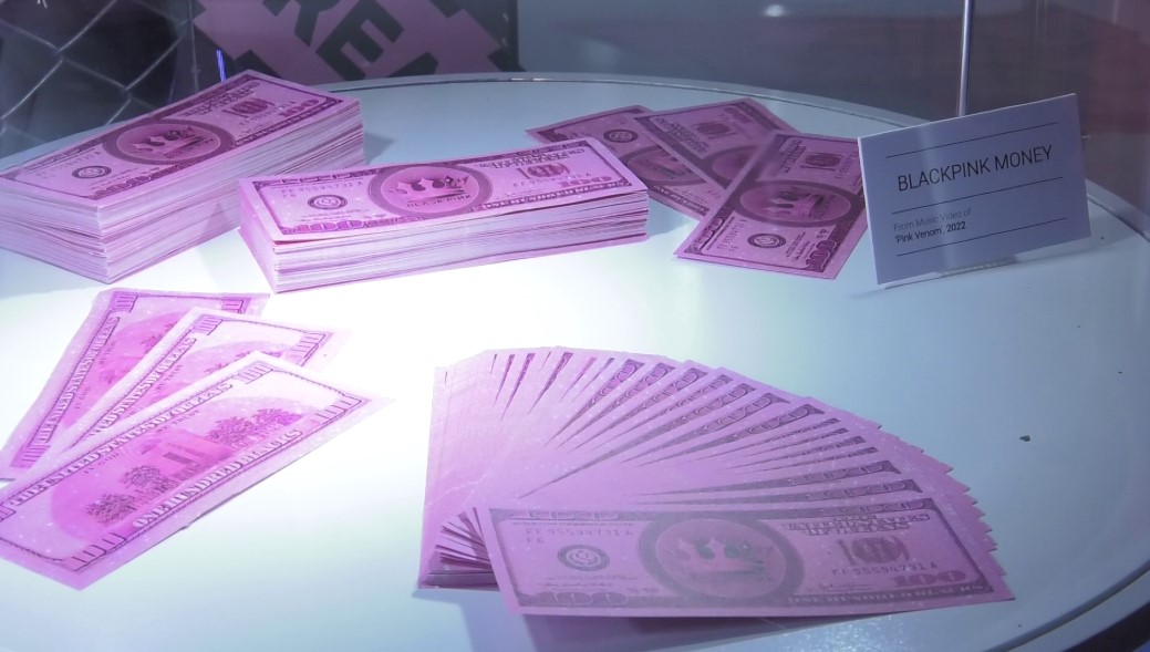 ชมครบทุกโซนใน BLACKPINK IN YOUR AREA POP-UP STORE & EXHIBITION ชมครบทุกโซนใน BLACKPINK IN YOUR AREA POP-UP STORE & EXHIBITION