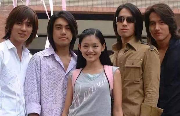 ดีกันแล้ว?!! มารดาเผย ‘ต้าเอส’ ลมหวนสามีรุ่นน้องแล้ว ดีกันแล้ว?!! มารดาเผย ‘ต้าเอส’ ลมหวนสามีรุ่นน้องแล้ว