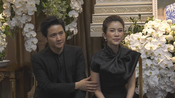 โต๋ เคียงข้าง ไบรท์ ไม่ห่าง หลังสูญเสียคุณแม่ เผยเหตุการณ์ตอนที่ สรยุทธ มาเยี่ยม (มีคลิป) โต๋ เคียงข้าง ไบรท์ ไม่ห่าง หลังสูญเสียคุณแม่ เผยเหตุการณ์ตอนที่ สรยุทธ มาเยี่ยม (มีคลิป)