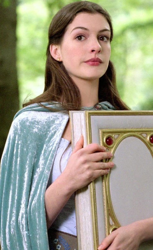 แอนน์ แฮททาเวย์ จากเจ้าหญิงน้อยสู่นักแสดงชั้นนำของฮอลลีวูด แอนน์ แฮททาเวย์ จากเจ้าหญิงน้อยสู่นักแสดงชั้นนำของฮอลลีวูด